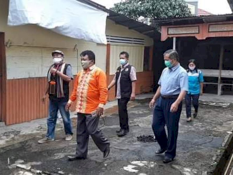 Memonitoring pelaksanaan proses belajar-mengajar tatap muka di SMAN 2 Toraja Utara di masa adaptasi Kebiasaan Baru pandemi Covid-19