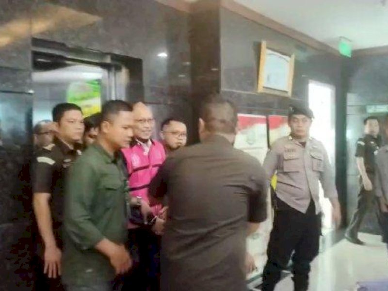 BREAKING NEWS: Ditetapkan Tersangka Kasus Korupsi PDAM Makassar, Kejati Tahan Haris Yasin Limpo