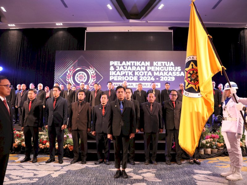 Pj Sekda Makassar, Firman Hamid Pagarra resmi dikukuhkan sebagai ketua Ikatan Keluarga Alumni Pendidikan Tinggi Kepamongprajaan (IKAPTK) kota Makassar