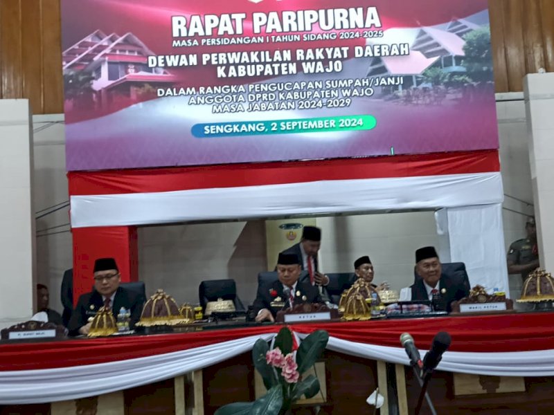 Pelantikan anggota DPRD Wajo, Senin (2/9/2024).