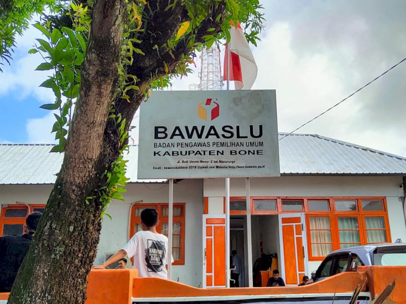 Kantor Bawaslu Kabupaten Bone. (Foto: AA/PM)