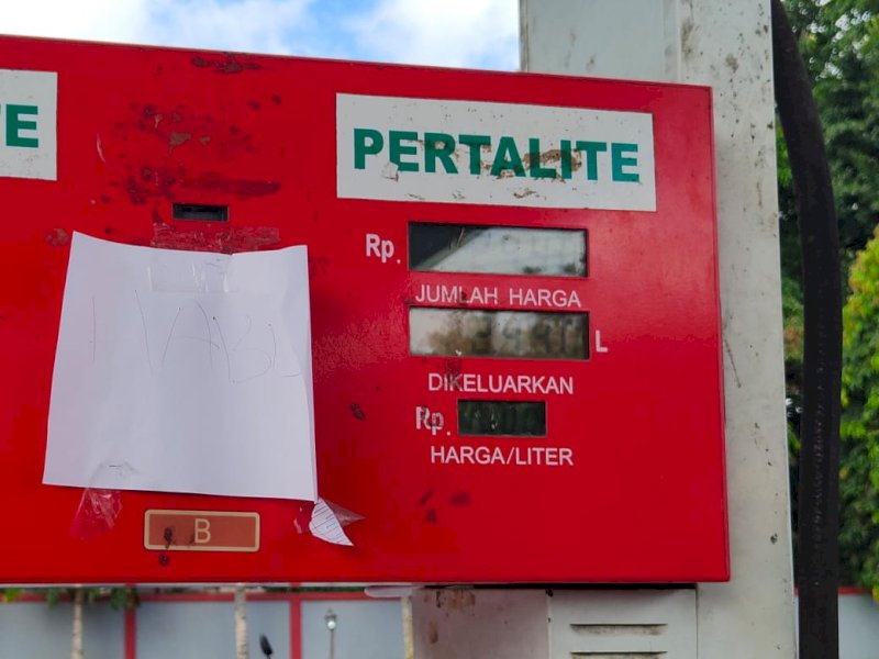 BBM jenis Pertalite di Kabupaten Bone mengalami kelangkaan. (Foto: IST)