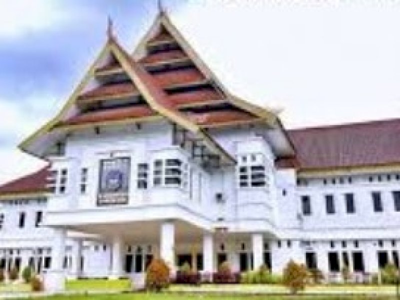 Kantor Pemkab Enrekang. (Foto: INT)