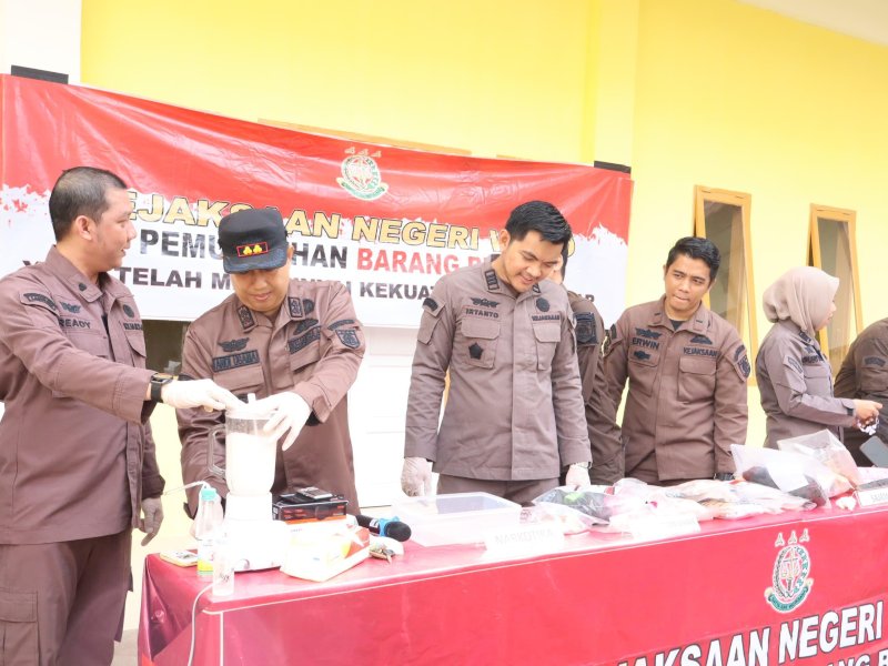 Kejaksaan Negeri (Kajari) Wajo kembali memusnahkan barang bukti (BB) dari sejumlah perkara pidana umum. 
