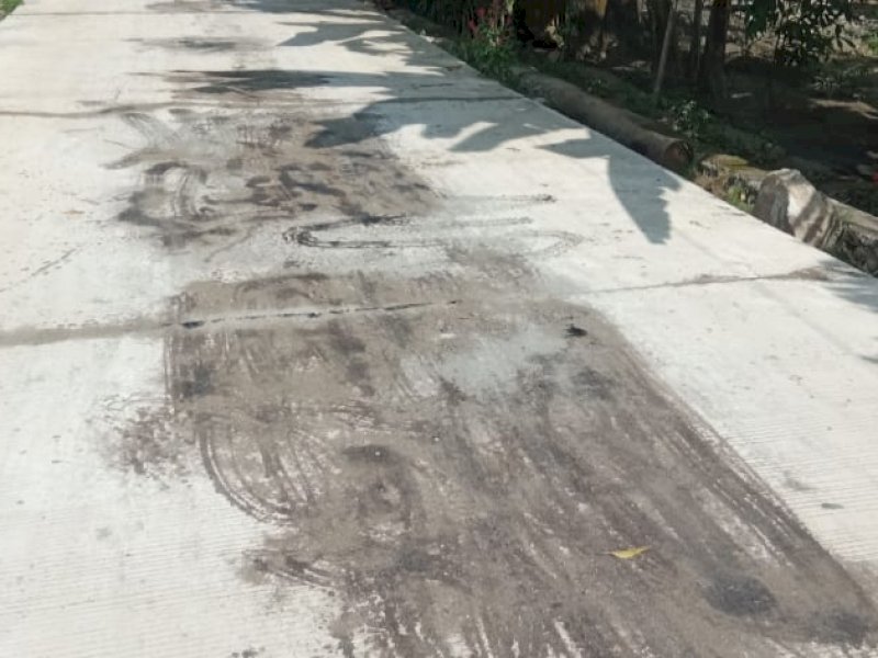 Pekerjaan rabat beton di Dusun Waji, Desa Leppangeng, Kecamatan Belawa, Kabupaten Wajo. (Foto: IST)