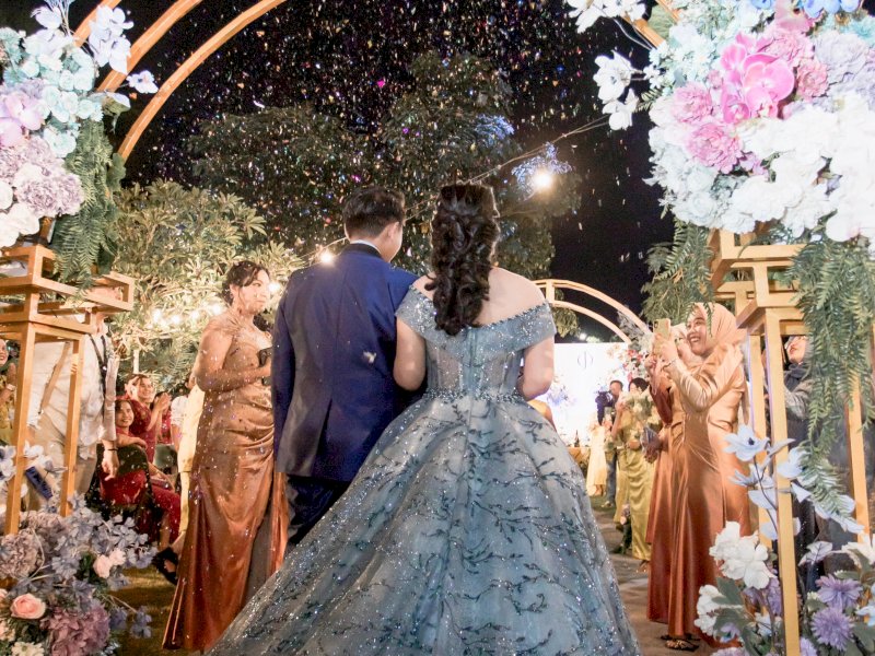 Konsep Garden Wedding dengan suasana taman yang menawan di MaxOne Makassar. (Foto: IST)