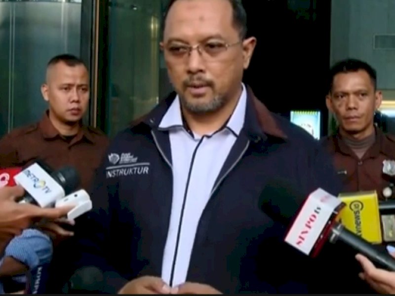 Juru Bicara KPK, Tessa Mahardika Sugiarto saat memberikan keterangan kepada awak media di Gedung Merah Putih KPK.