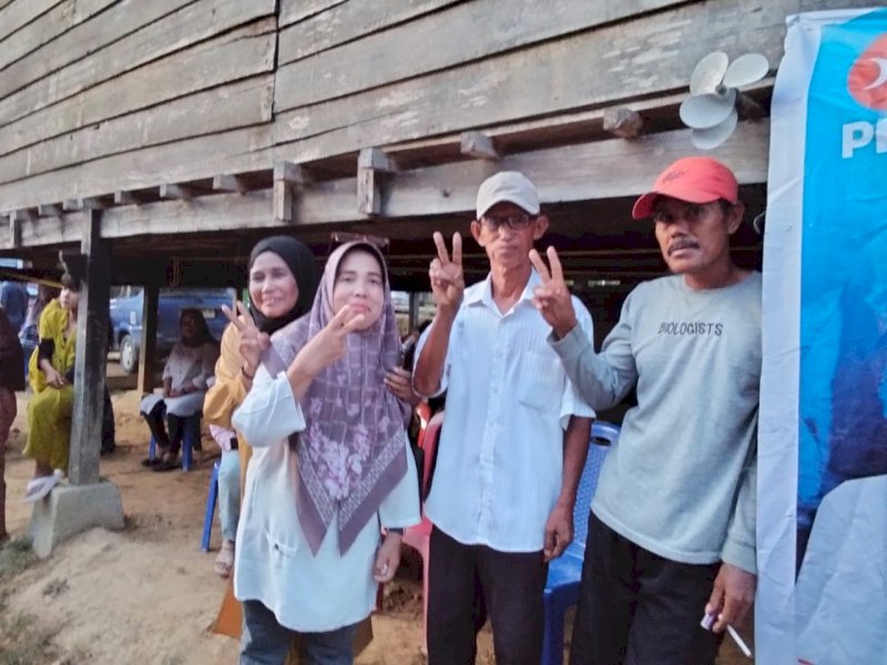 Muhammad Edi dan keluarga mengalihkan dukungan ke PAMMASE Berlanjut. (Foto: IST)