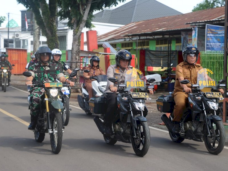 Forkopimda Bone melakukan patroli mengantisipasi ancaman kamtibmas di Pilkada. 