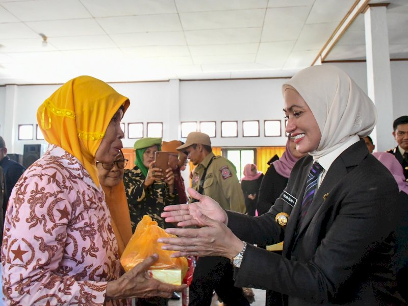 Bupati Luwu Utara Indah Putri Indriani bersilaturahmi dengan Legiun Veteran Republik Indonesia (LVRI). 