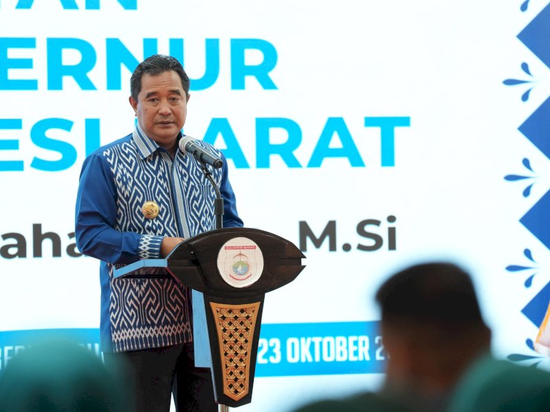 Pj Gubernur Sulbar, Bahtiar Baharuddin saat memberikan kata sambutan HKG- PKK ke-52 tahun. (Foto: IST)