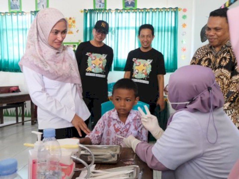 47 Sekolah di Lutra Jadi Binaan Yayasan Save The Children untuk Program &ldquo;Healthier Smile&rdquo;