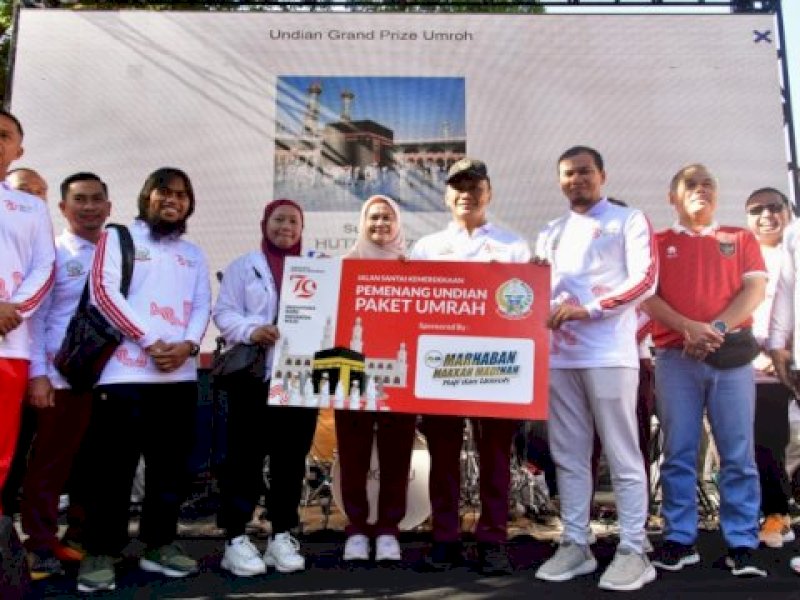 Pemprov Sulsel Gelar Jalan Santai, IRT Dapat Hadiah Umroh