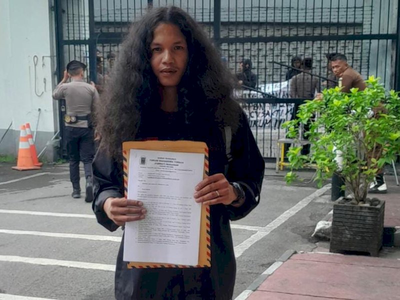 Aktivis Format melaporkan proyek intake air baku Parodo Tator ke Kejati Sulsel. 