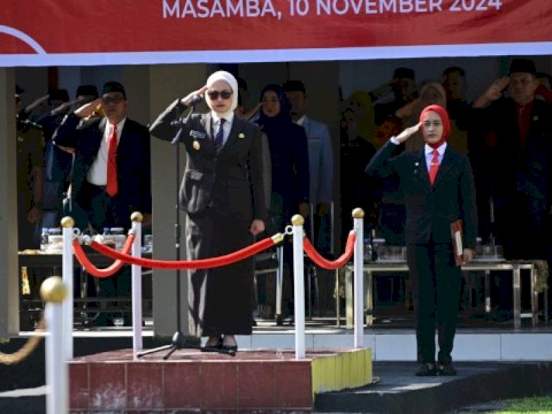 Jadi Inspektur Upacara Peringatan Hari Pahlawan, Ini Pesan Bupati Indah
