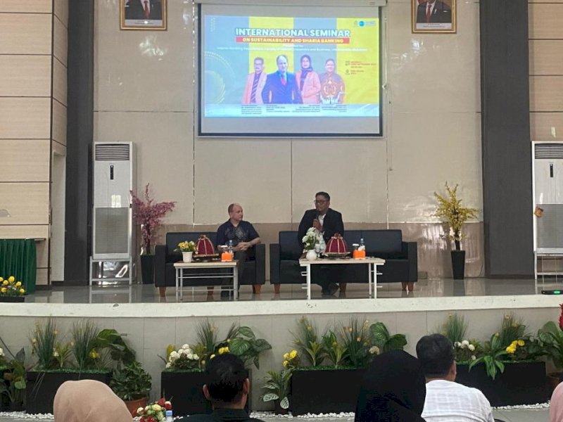 Prodi PBS Bahas Keberlanjutan Perbankan Syariah melalui Seminar Internasional