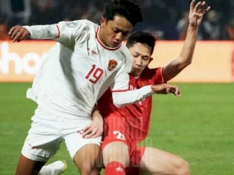Timnas Indoensia saat menghadapi Vietnam. 