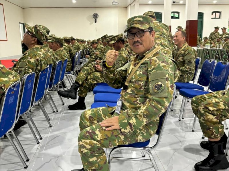 Bupati Lampung Utara Hamartoni Ahadis