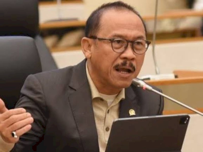 Gubernur Sulbar&nbsp;Suhardi Duka