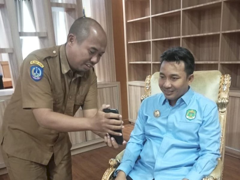 Bupati Luwu Utara Andi Abdullah Rahim, resmi menggunakan sertifikat elektronik.