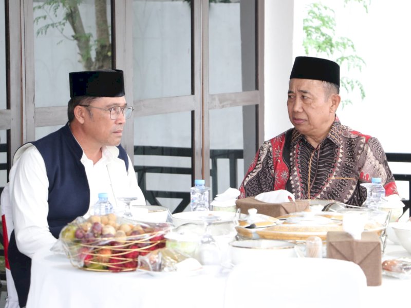 Wakil Bupati Luwu Utara Jumail Mappile, bersama keluarga, akhirnya memasuki rumah jabatan wakil bupati (wabup). 