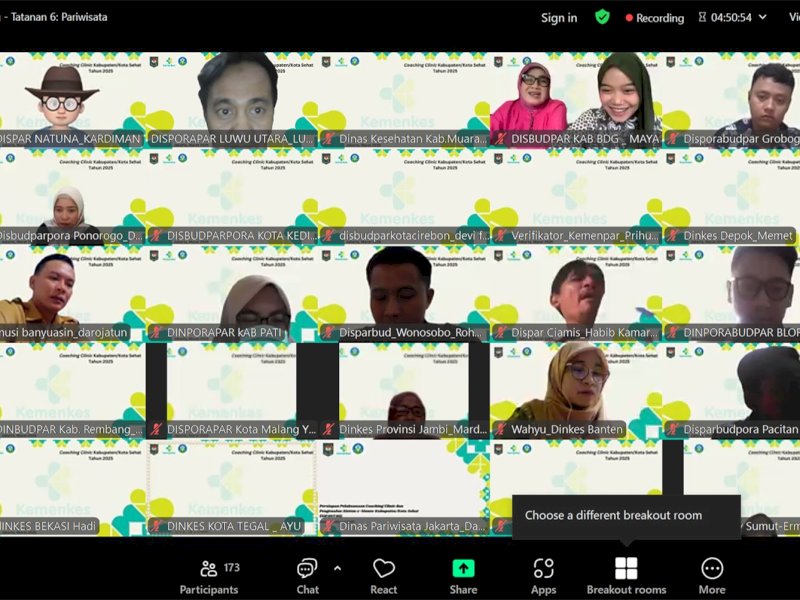 Coaching Clinic Kabupaten/Kota Sehat (KKS) yang dilaksanakan Kementerian Kesehatan. 