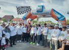 Meriah! Bupati Andi Rahim Lepas Ribuan Peserta Jalan Santai HUT Luwu Utara