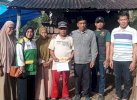 Baznas Enrekang Salurkan Bantuan Perbaikan Rumah tak Layak Huni 2 KK di Maiwa  