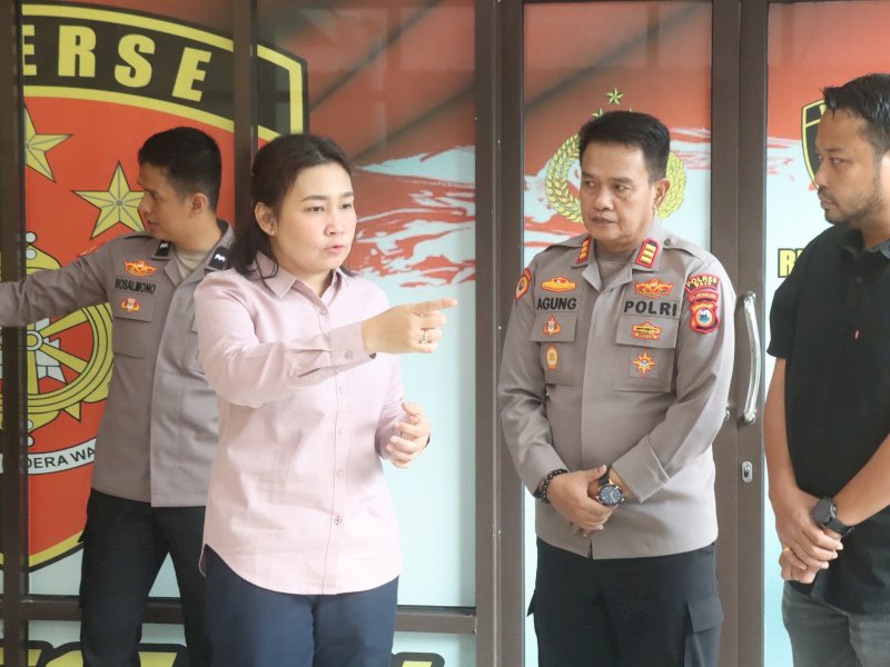 Tim Astamarena Polri melakukan pemantauan kinerja penyelenggaraan pelayanan publik di Mapolres Wajo. 
