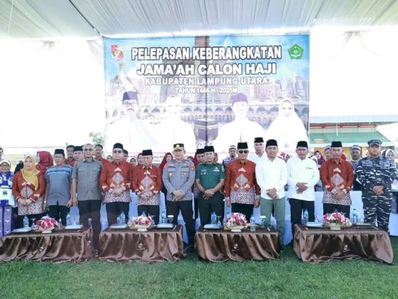 Pemerintah Kabupaten Lampung Utara secara resmi melepas keberangkatan 47 jemaah haji Kloter 2 tahun 2025.
