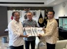 Temui Wamenhub, Bupati Andi Rahim Usul Bus Sekolah hingga Perbaikan Bandara 