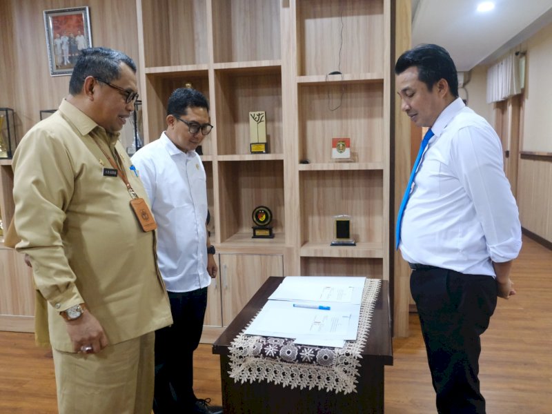 Tingkatkan Layanan Dokumen Kependudukan, Disdukcapil Lutra - PN Masamba Teken MoU