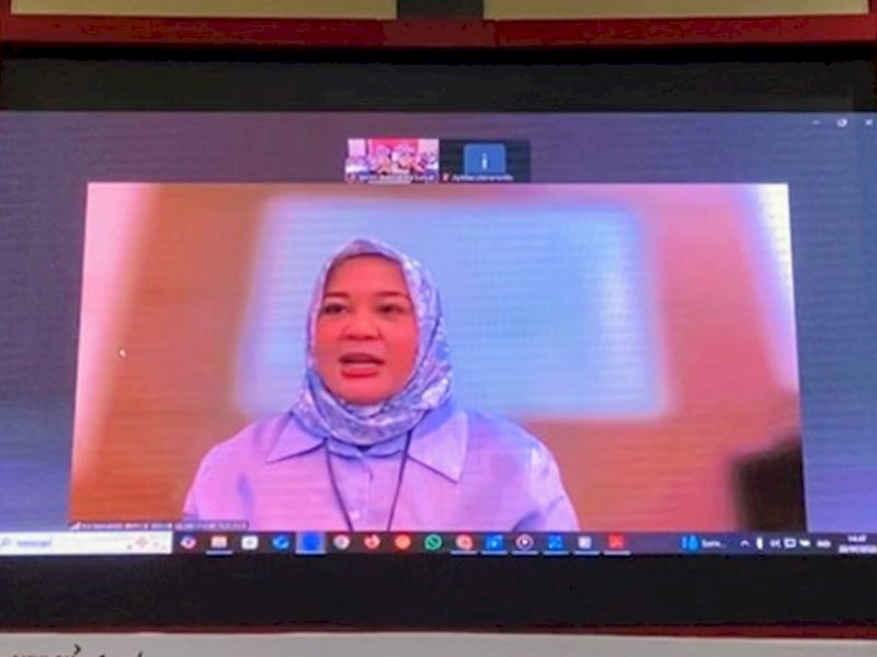 Wagub Fatmawati memimpin rapat koordinasi Penyusunan Laporan Semester I Tim Percepatan Penurunan Stunting (TPPS) Provinsi Sulsel. 