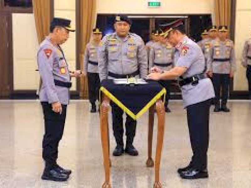 Komjen Dedi Prasetyo resmi dilantik menjadi Wakil Kapolri.