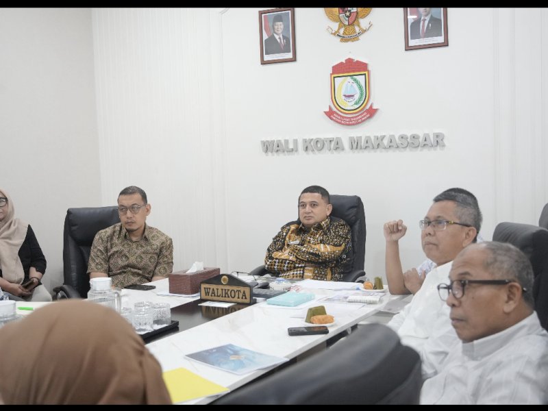 Pertemuan teknis antara Pemerintah Kota Makassar, dengan PT Tanamal Phinsi Properti di Balai Kota. 