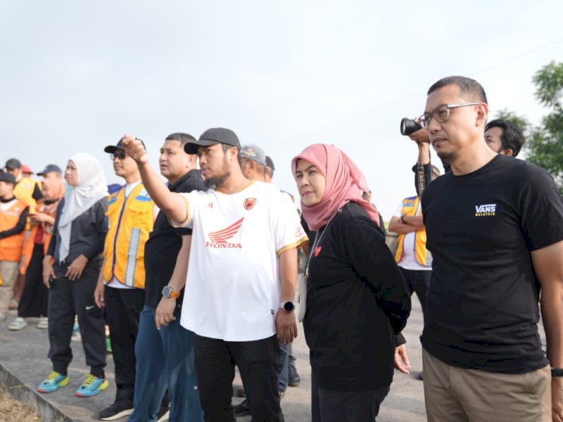 Wali Kota Makassar Munafri Arifuddin meninjau Waduk Tunggu Pampang. 