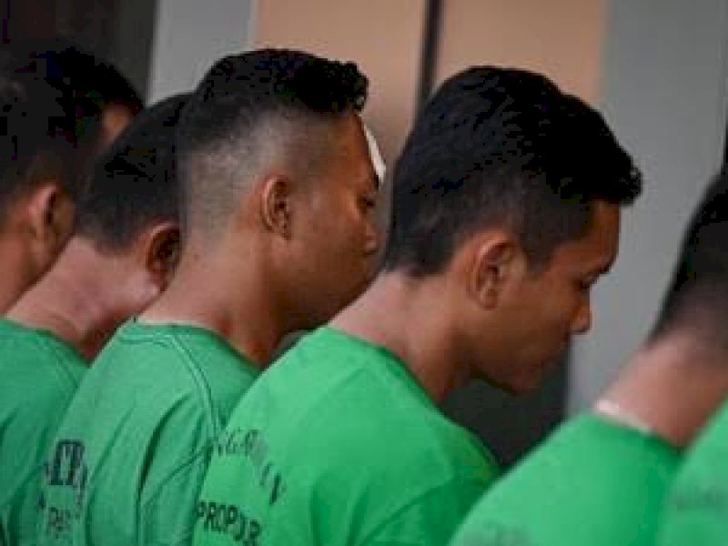 7 anggota Brimob yang ditahan Terkait tewasnya Affan Kurniawan. 