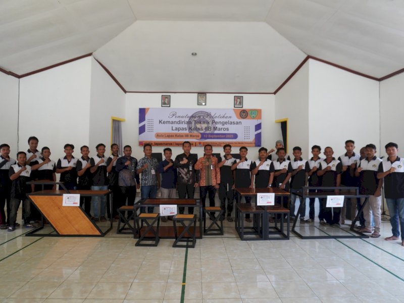 Peserta Pelatihan Kemandirian Teknik Pengelasan di Lapas Maros. 