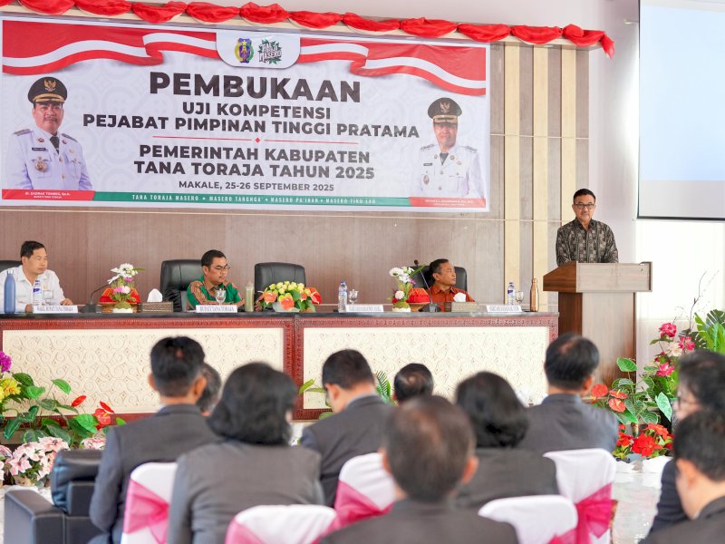 Pembukaan uji kompetensi pejabat di Pemkab Tator. 