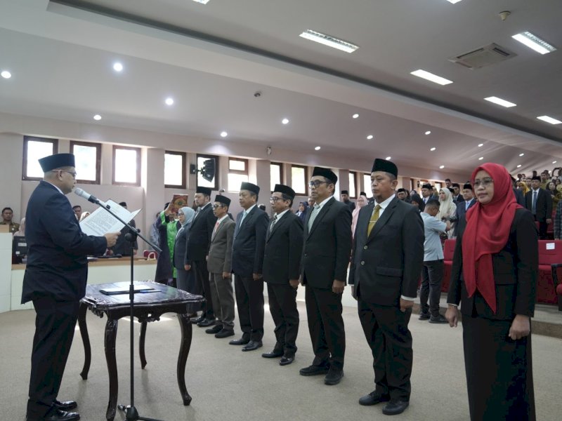 Wali Kota Makassar Munafri Arifuddin melantik 9 pejabat eselon II.