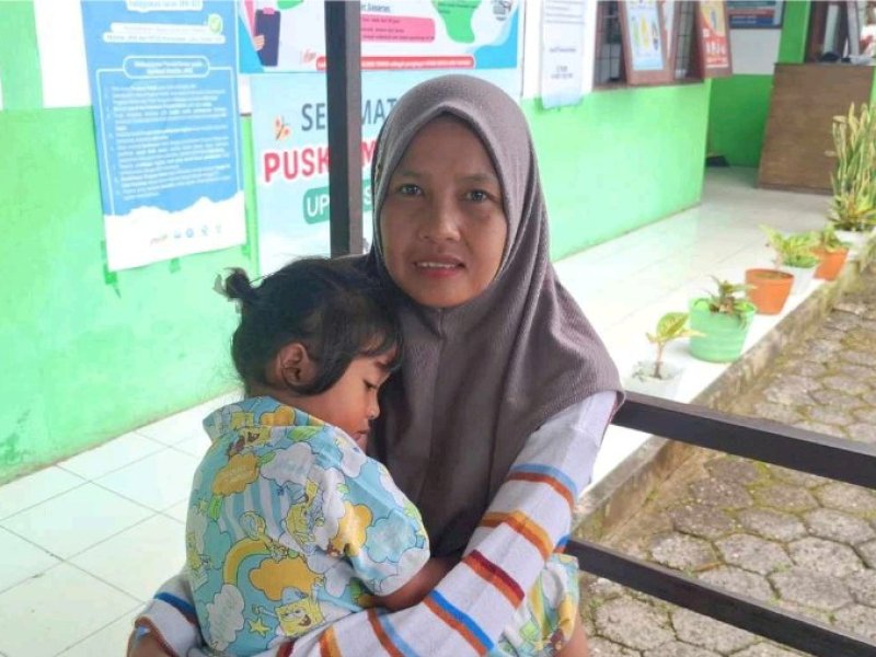 Dewi Puspita Sari (39)