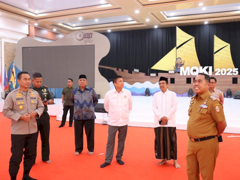 Bupati Wajo Andi Rosman memantau lokasi jelang pembukaan MQKN. 