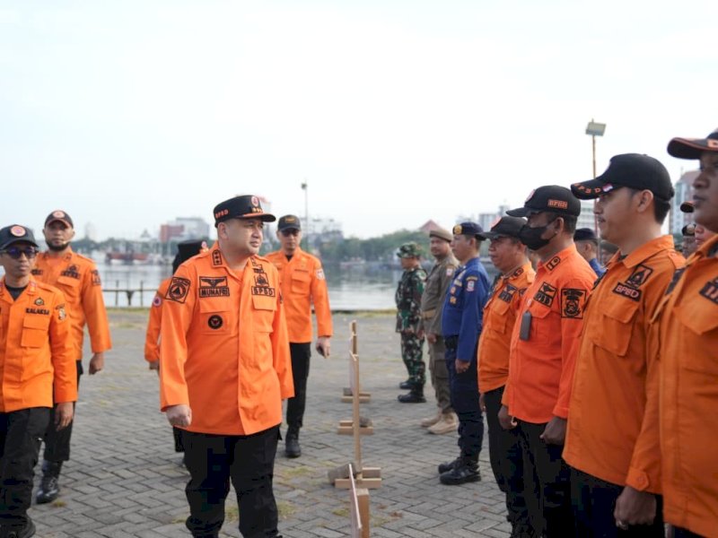 Wali Kota Makassar, Munafri Arifuddin memimpin Apel Gabungan Kesiapsiagaan Terhadap Bencana Kota Makassar 2025.