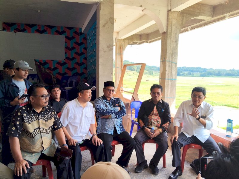 Bupati Frederik Victor Palimbong menghadiri HKG PKK Kabupaten Toraja Utara di Objek Wisata Ne' Gandeng, Pangli. 