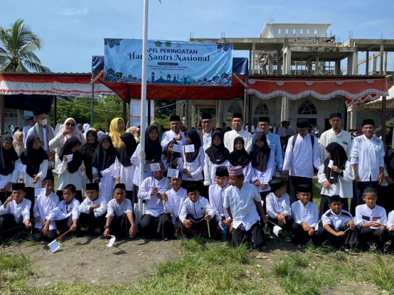 Perayaan Hari Santri Nasional 2025 di Luwu Utara. 
