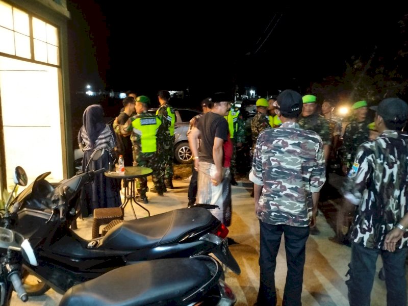 Koramil 1406-10/Pitumpanua menggelar patroli dan siskamling.