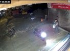 Viral, Pria di Toraja Utara Terekam CCTV Curi Motor Lalu Satroni Toko Bangunan
