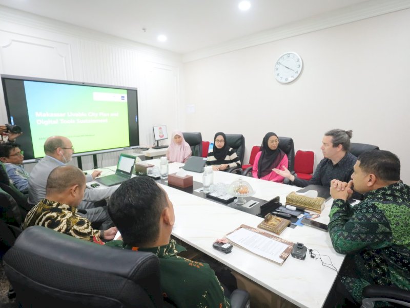 Appi Pimpin Rapat Lintas Komponen, Bahas Makassar Livable City Plan 