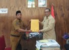Fasilitasi Warga, Kadis Dukcapil Lutra Puji Kades Muktijaya