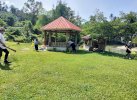 Jelang Kemping Wisata, Disporapar Lutra Gelar Bersih-bersih di ODTW Pincara